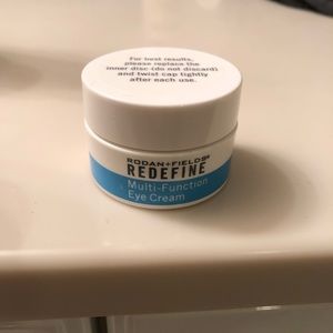 Rodan and fields multi function eye cream used